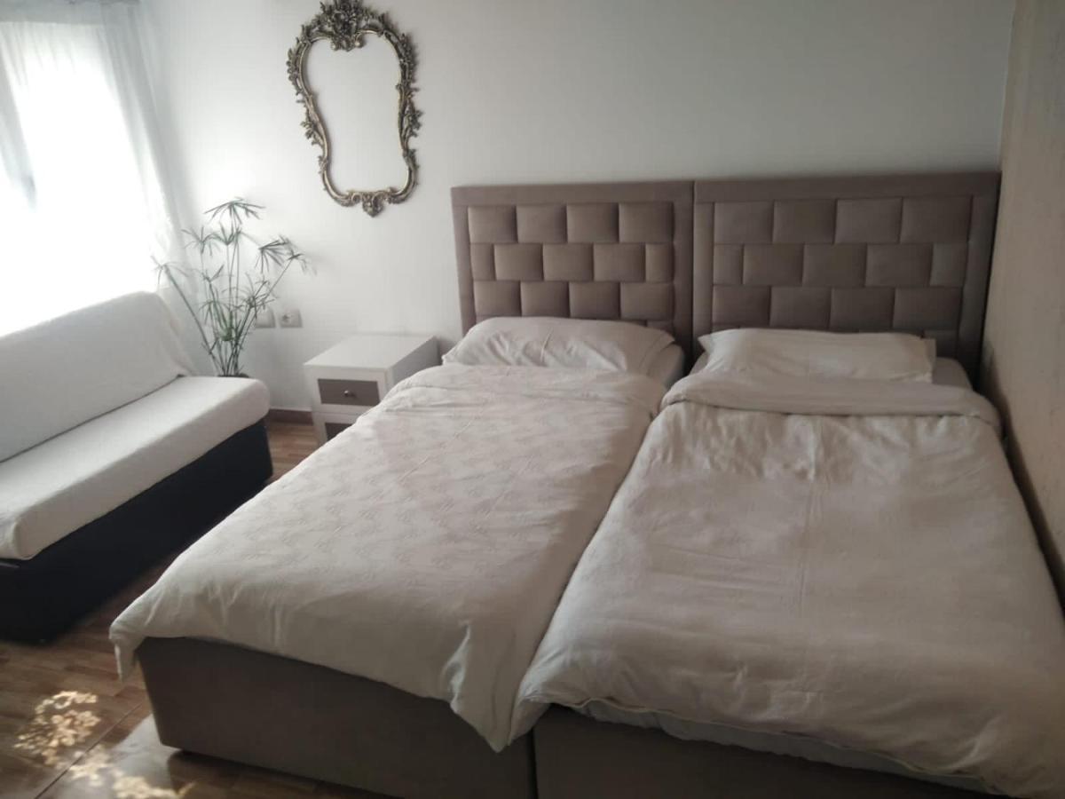 Guest-Room Zoi&Teri Tepelene Buitenkant foto