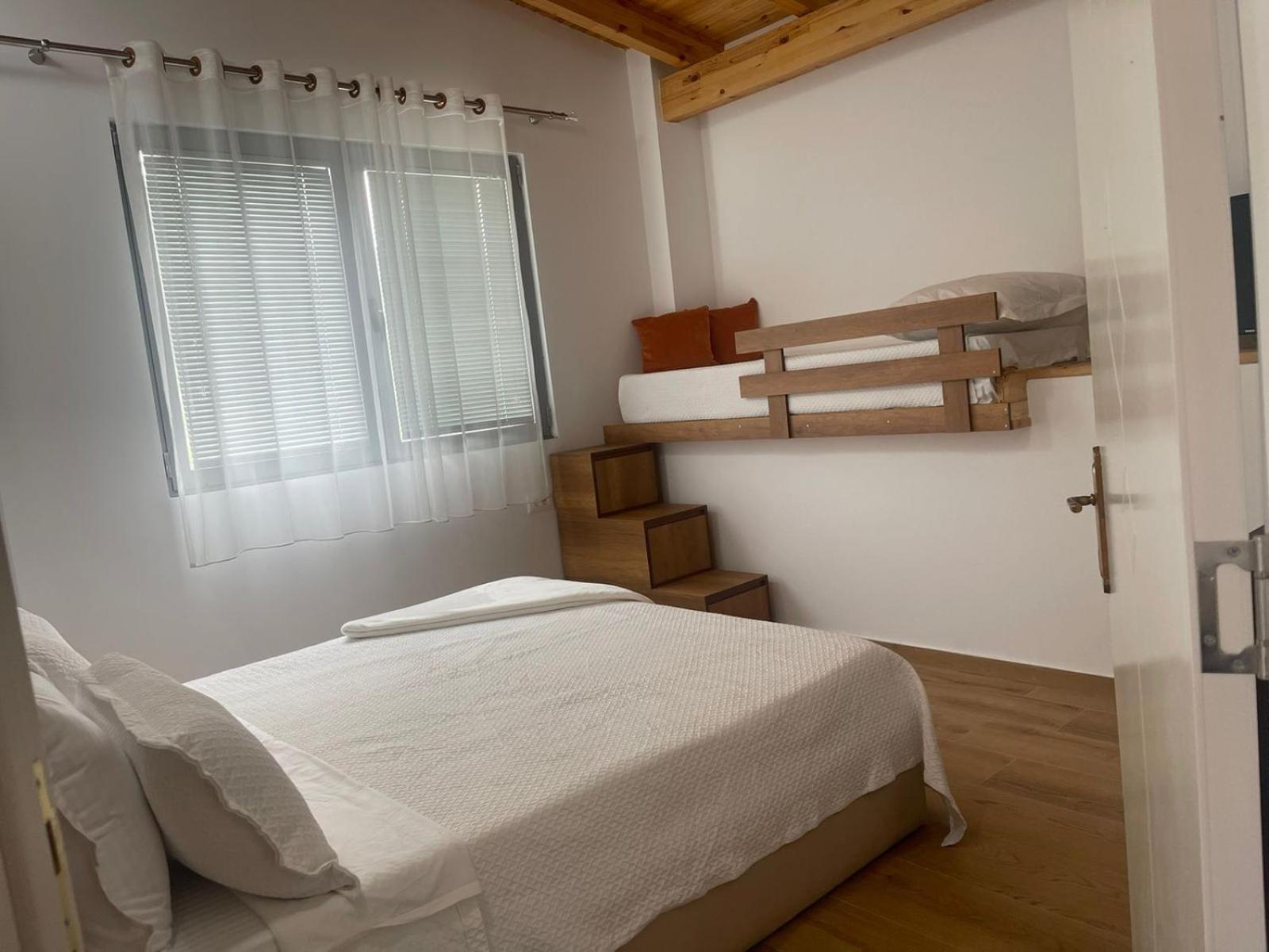 Guest-Room Zoi&Teri Tepelene Buitenkant foto